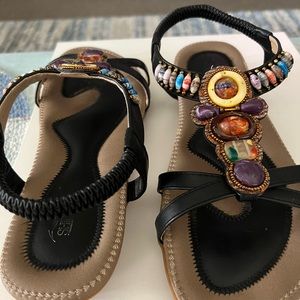 Shibever sandals size 10